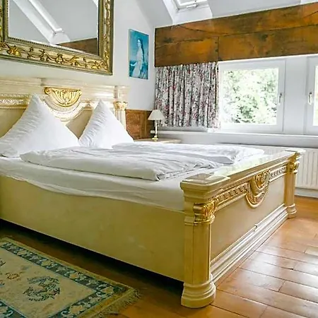 Rittergut Haus Laer Aparthotel