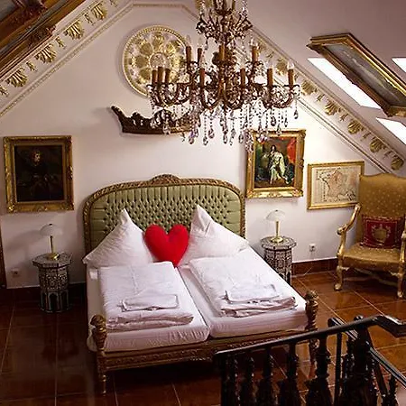 Rittergut Haus Laer Apart Otel 3*